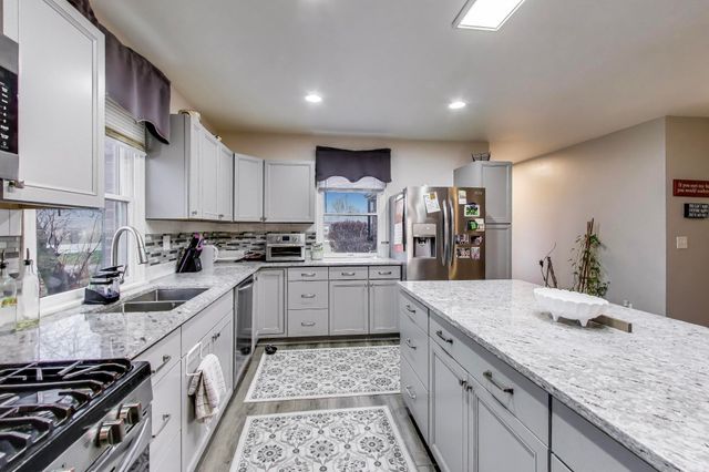 22451 US Highway 12, Edwardsburg, MI 49112