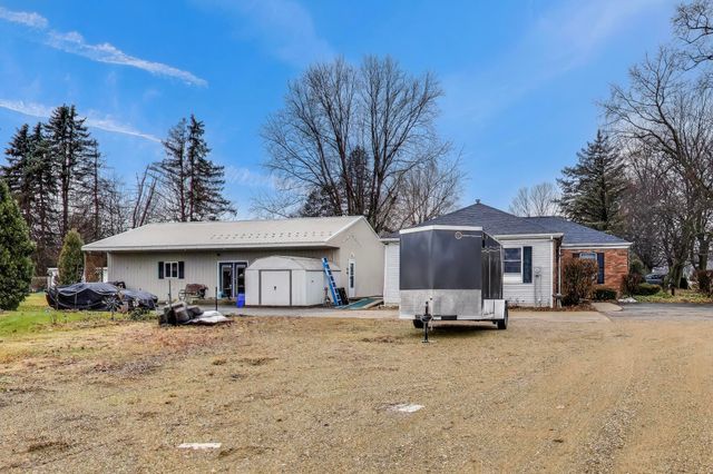 22451 US Highway 12, Edwardsburg, MI 49112