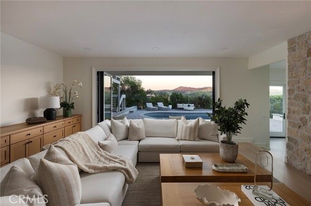 30932 Steeplechase Drive, San Juan Capistrano, CA 92675