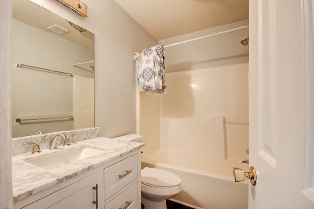 1460 McClardy Rd, Clarksville, TN 37042