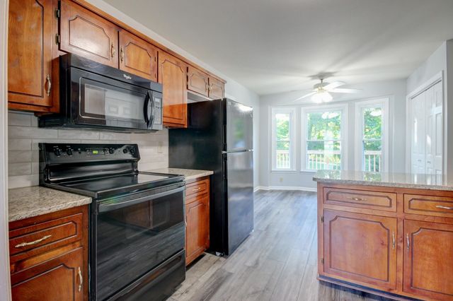 1460 McClardy Rd, Clarksville, TN 37042