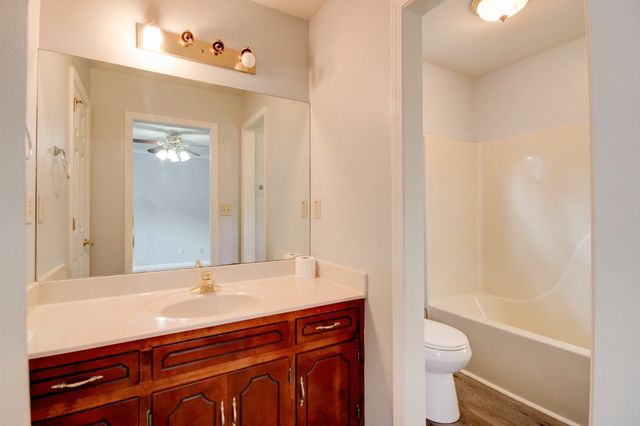 1460 McClardy Rd, Clarksville, TN 37042