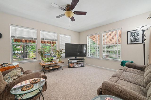 22390 Meadowbrook Dr, Pine Grove, CA 95665