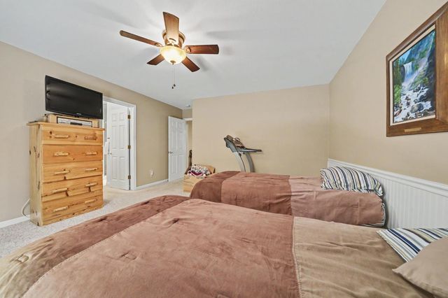 22390 Meadowbrook Dr, Pine Grove, CA 95665