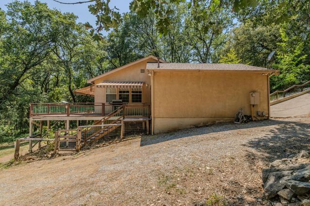 22390 Meadowbrook Dr, Pine Grove, CA 95665