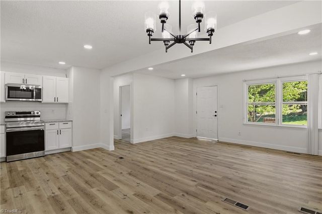 331 Retnuh Drive, Winston-salem, NC 27105