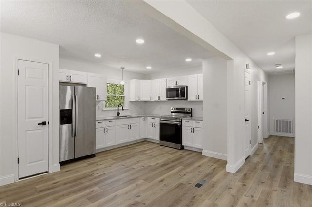331 Retnuh Drive, Winston-salem, NC 27105