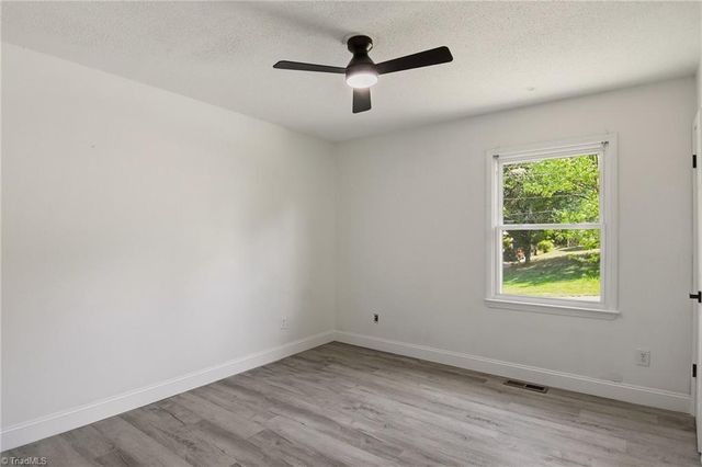 331 Retnuh Drive, Winston-salem, NC 27105