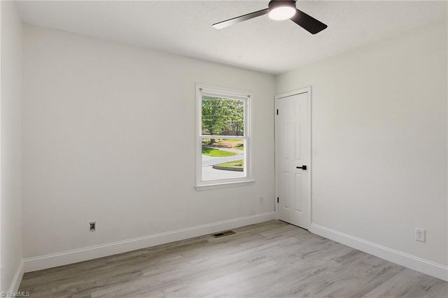 331 Retnuh Drive, Winston-salem, NC 27105
