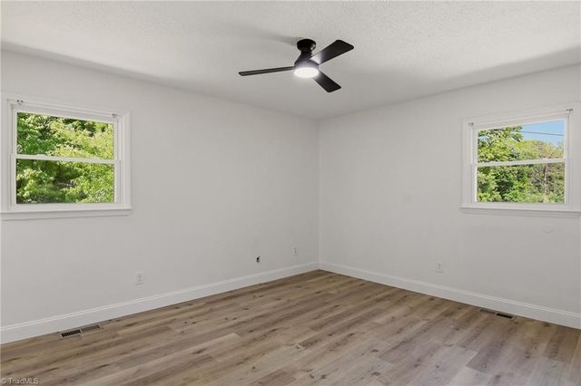 331 Retnuh Drive, Winston-salem, NC 27105