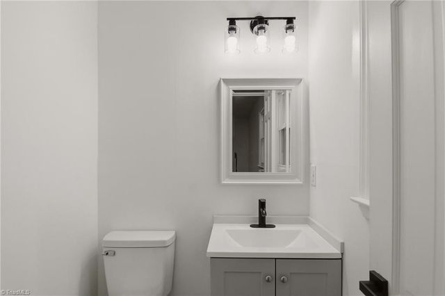 331 Retnuh Drive, Winston-salem, NC 27105