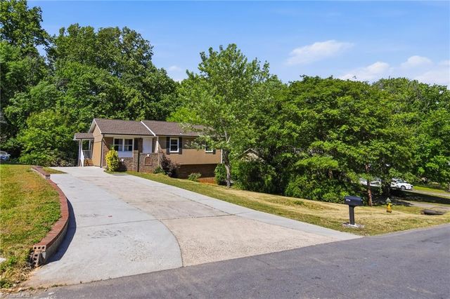 331 Retnuh Drive, Winston-salem, NC 27105