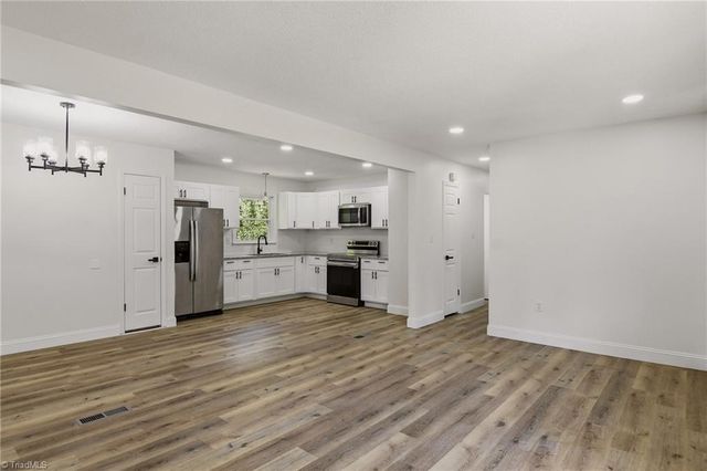 331 Retnuh Drive, Winston-salem, NC 27105