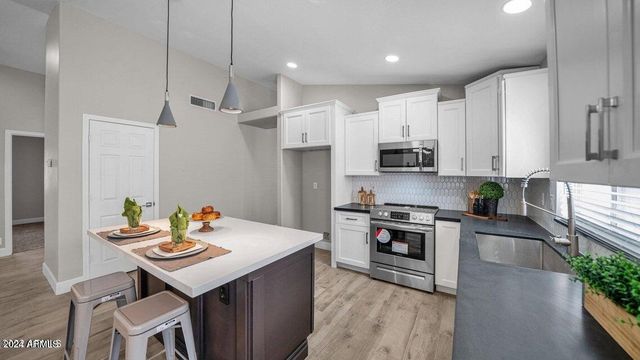 15442 N 86TH Lane, Peoria, AZ 85382