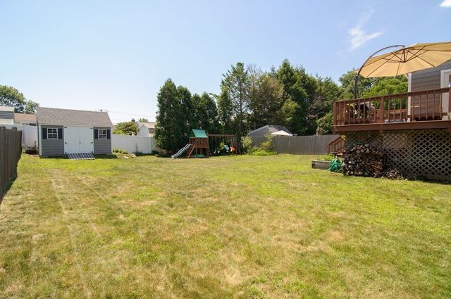 60 Greenleaf Circle 60, Framingham, MA 01701