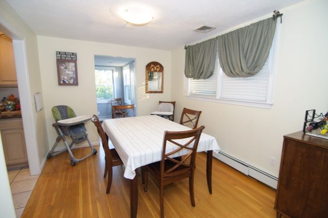 60 Greenleaf Circle 60, Framingham, MA 01701