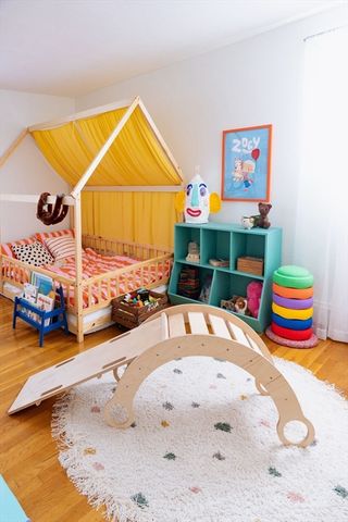 60 Greenleaf Circle 60, Framingham, MA 01701