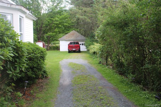 196 Rockland Road, Roscoe, NY 12776