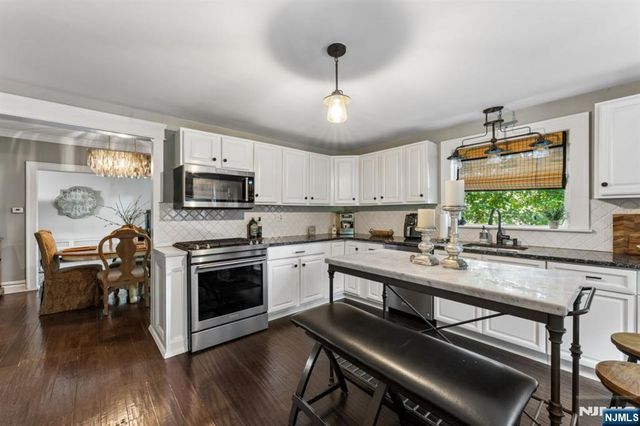 160 Packard Avenue, Wyckoff, NJ 07481