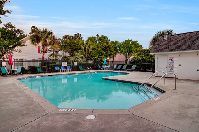 131 Hornby Circle, Goose Creek, SC 29445