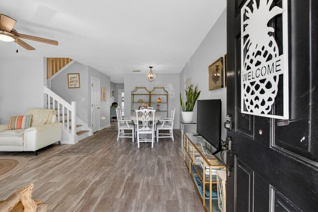 131 Hornby Circle, Goose Creek, SC 29445