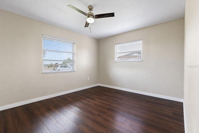 702 DESERT HILLS WAY, Sun City Center, FL 33573