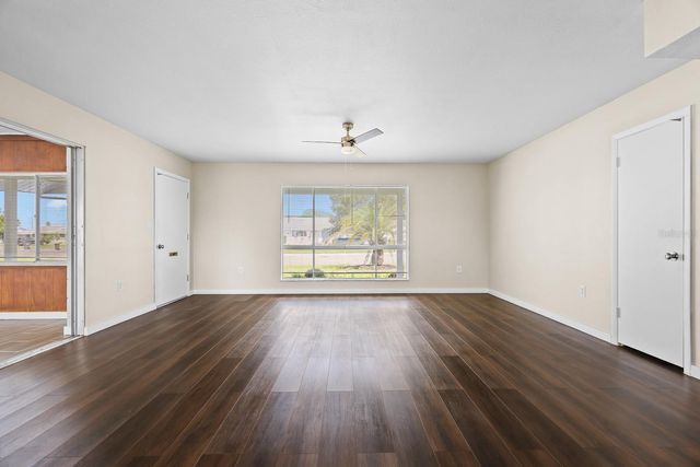 702 DESERT HILLS WAY, Sun City Center, FL 33573