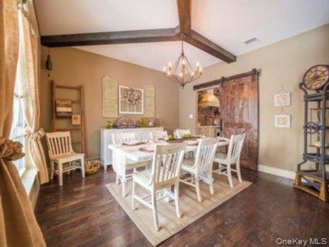 30 Sunset Lane, New Hampton, NY 10958