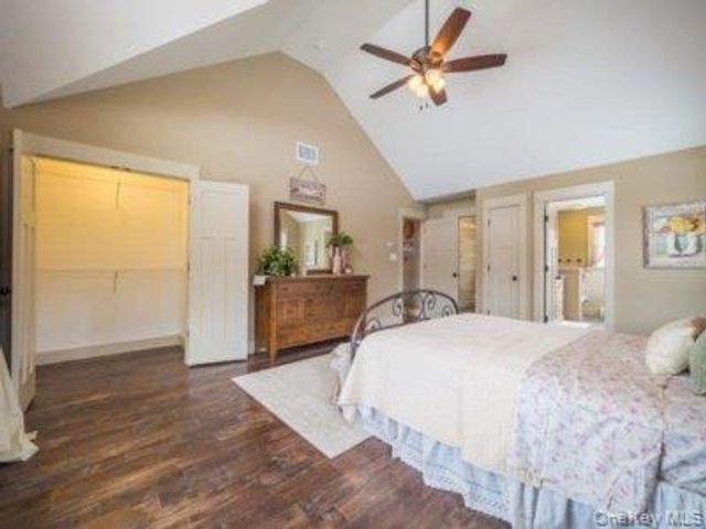 30 Sunset Lane, New Hampton, NY 10958