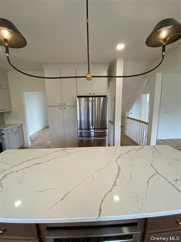 30 Sunset Lane, New Hampton, NY 10958