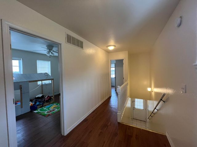 208 W 3rd Street, Willow Springs, MO 65793