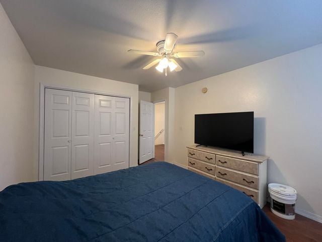 208 W 3rd Street, Willow Springs, MO 65793