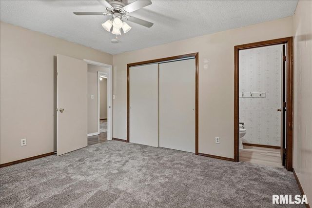 321 N PARK Street, Rochester, IL 62563