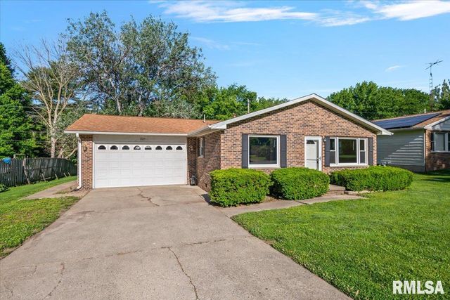321 N PARK Street, Rochester, IL 62563
