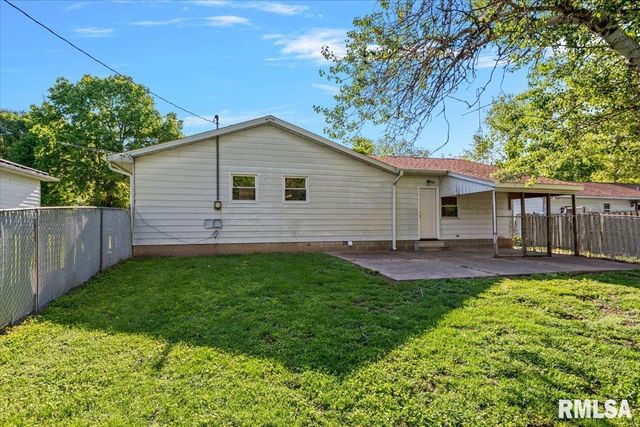 321 N PARK Street, Rochester, IL 62563
