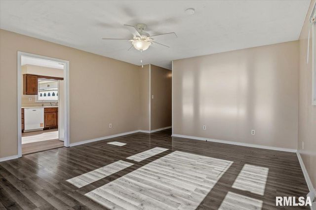 321 N PARK Street, Rochester, IL 62563