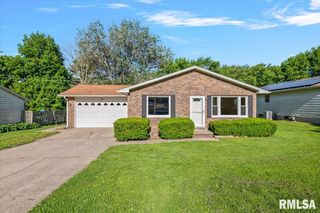 321 N PARK Street, Rochester, IL 62563