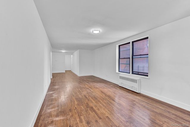 1040 Neilson Street 3B3, Far Rockaway, NY 11691