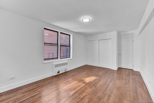1040 Neilson Street 3B3, Far Rockaway, NY 11691
