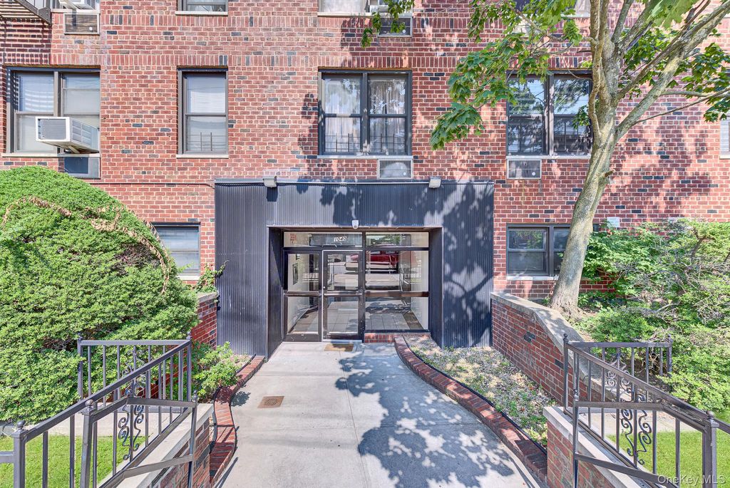 1040 Neilson Street 3B3, Far Rockaway, NY 11691 — photo 3