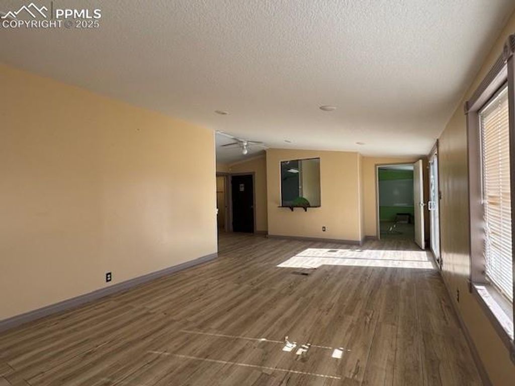 880 Marilyn Drive, Penrose, CO 81240 — photo 2