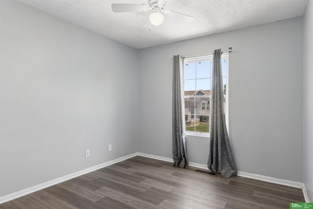 17513 Gertrude Circle, Omaha, NE 68136