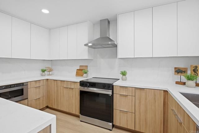 944 La Sombra Drive, San Marcos, CA 92078