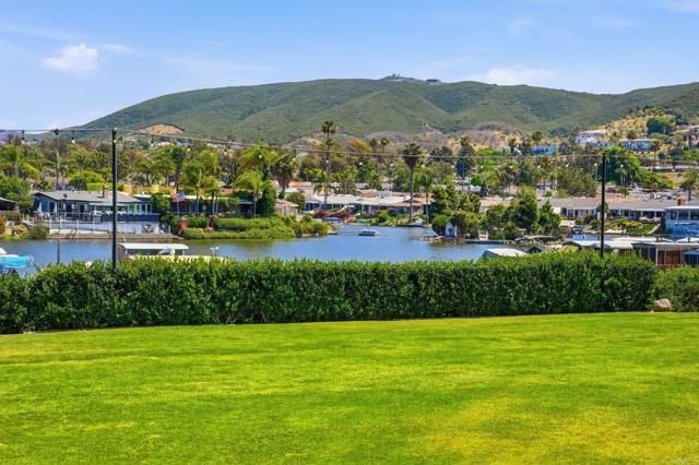 944 La Sombra Drive, San Marcos, CA 92078