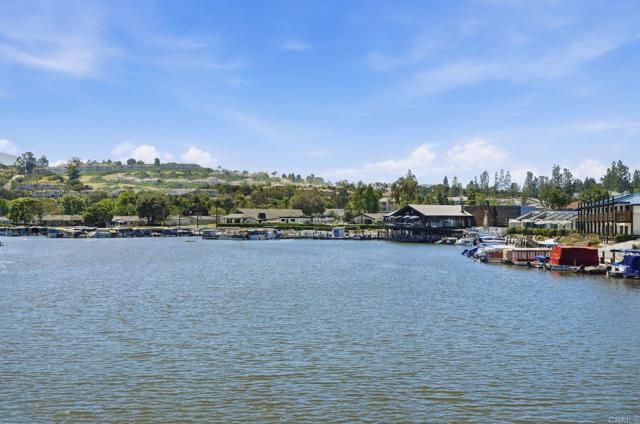 944 La Sombra Drive, San Marcos, CA 92078