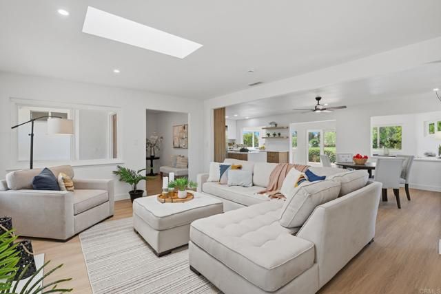 944 La Sombra Drive, San Marcos, CA 92078