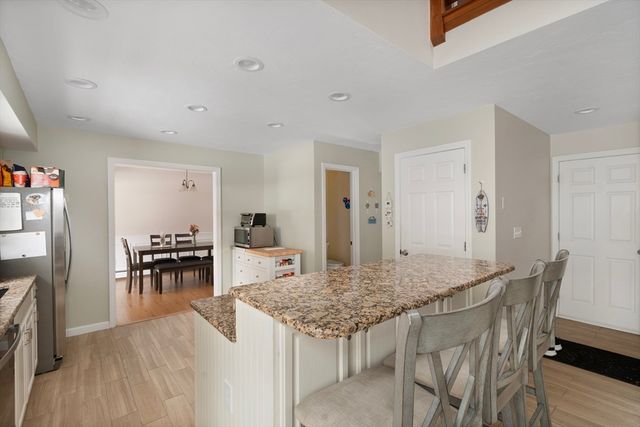 34 Rosslare Drive 108, Worcester, MA 01602