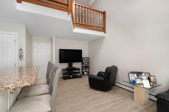 34 Rosslare Drive 108, Worcester, MA 01602