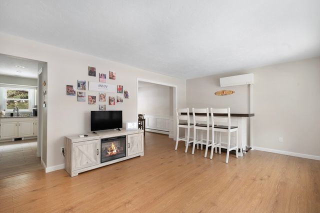 34 Rosslare Drive 108, Worcester, MA 01602