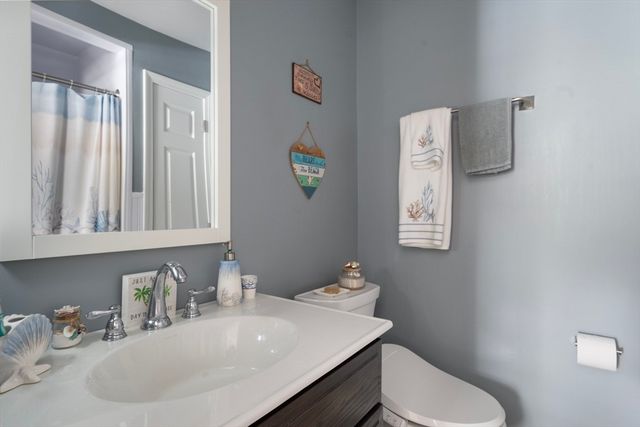 34 Rosslare Drive 108, Worcester, MA 01602